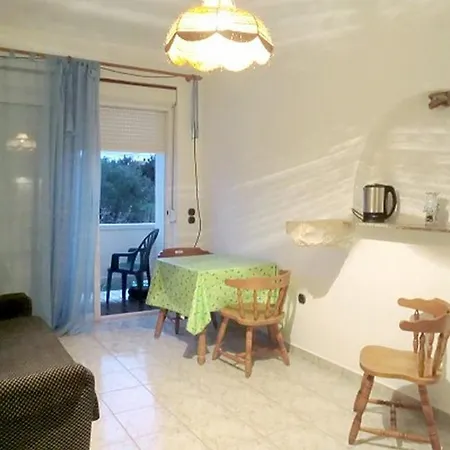 For Families With Children Banjol, Rab - 16645 Appartamento