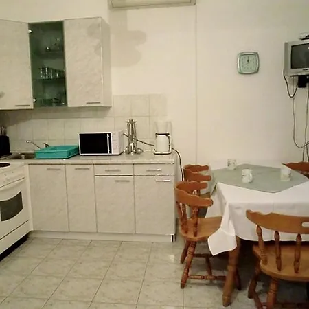 For Families With Children Banjol, Rab - 16645 Apartment *